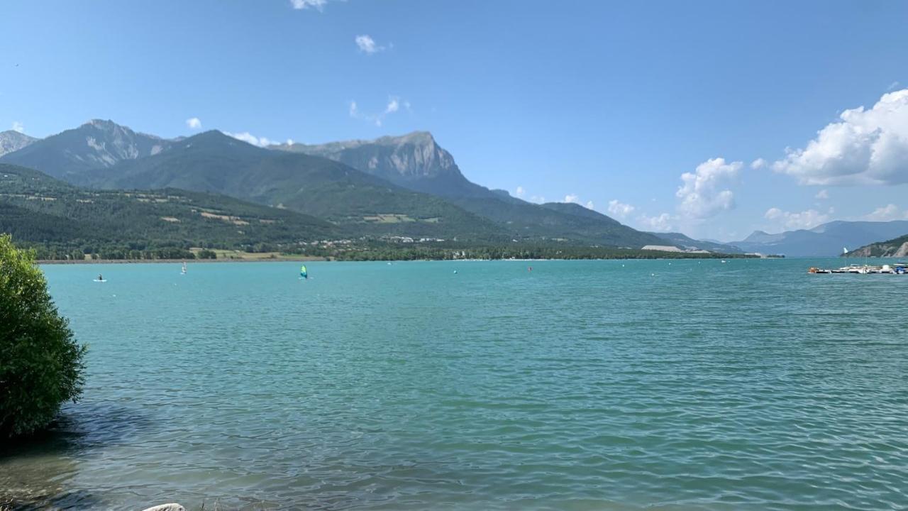 Embrun - Appartement 4/6 personnes avec extérieurs Esterno foto