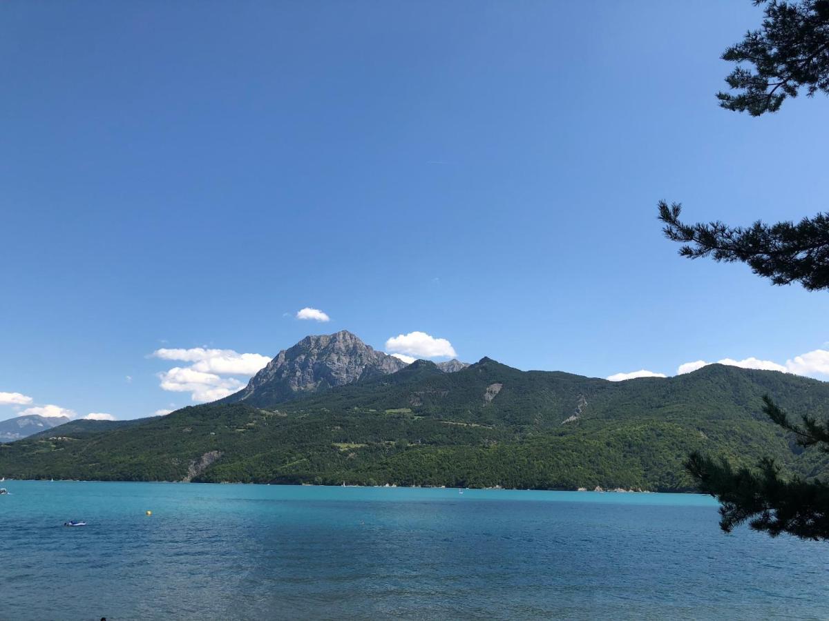 Embrun - Appartement 4/6 personnes avec extérieurs Esterno foto