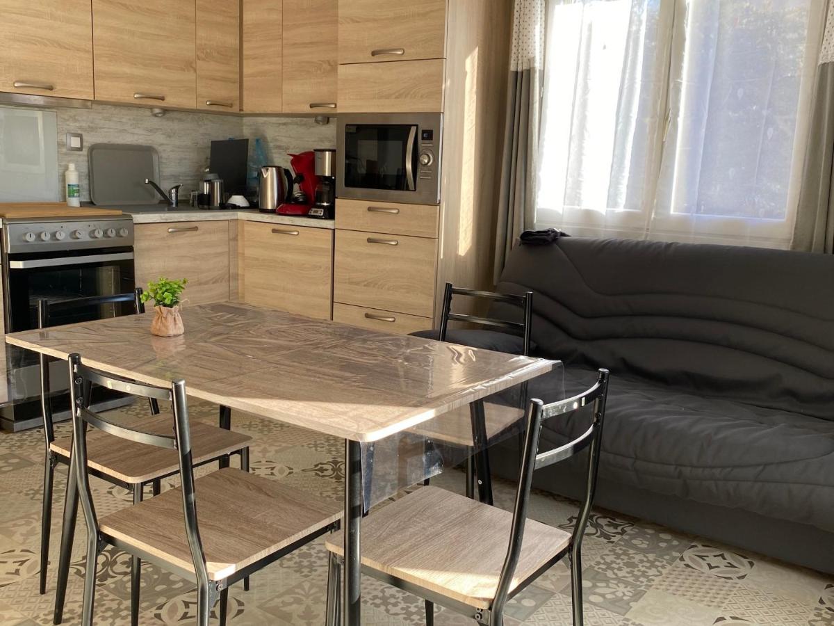 Embrun - Appartement 4/6 personnes avec extérieurs Esterno foto